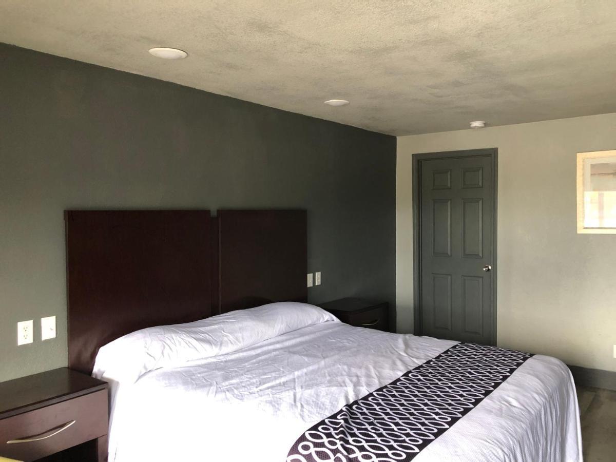 Budget Inn Valparaiso/Niceville @ Eglin Afb & Destin-Fwb Airport Exteriör bild